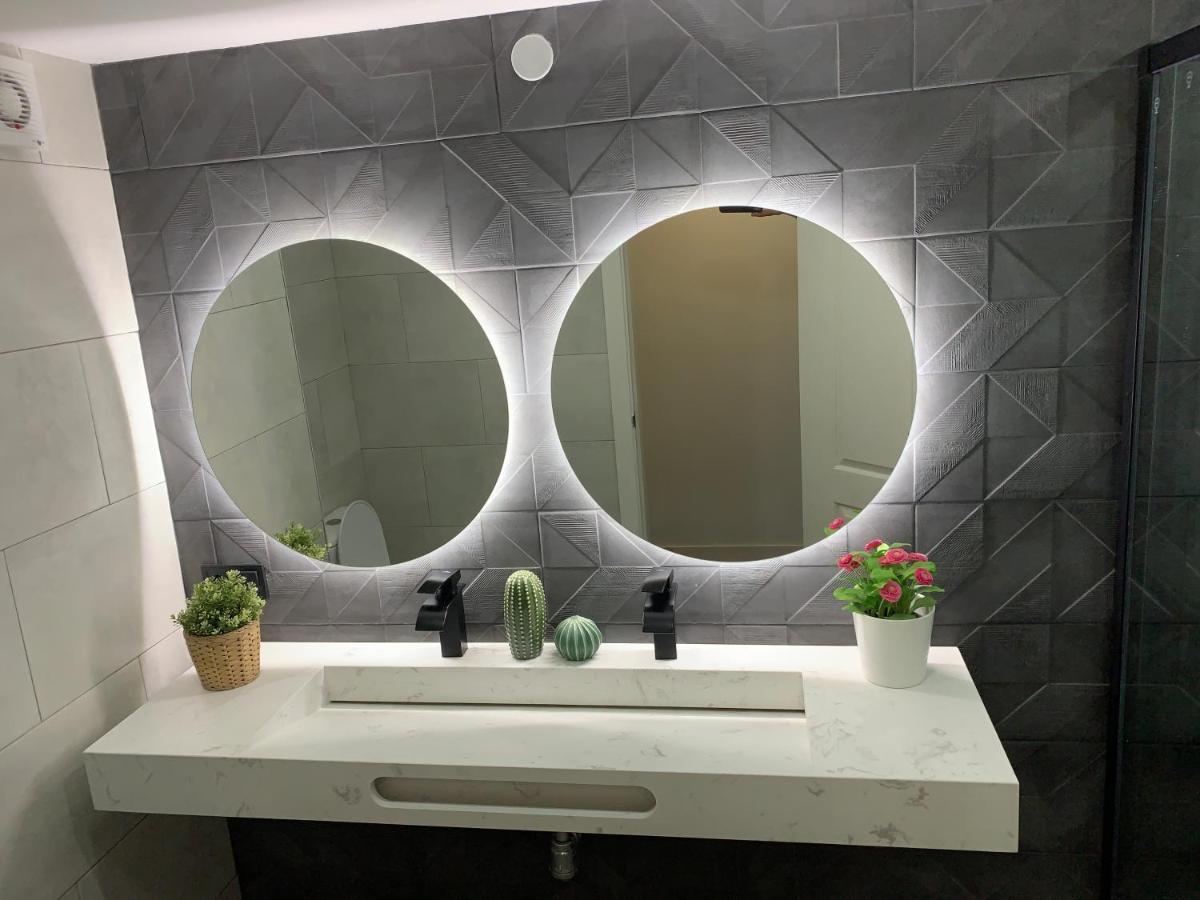2 Bedroom Apartment 贝纳尔马德纳 外观 照片