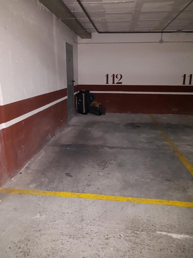 2 Bedroom Apartment 贝纳尔马德纳 外观 照片