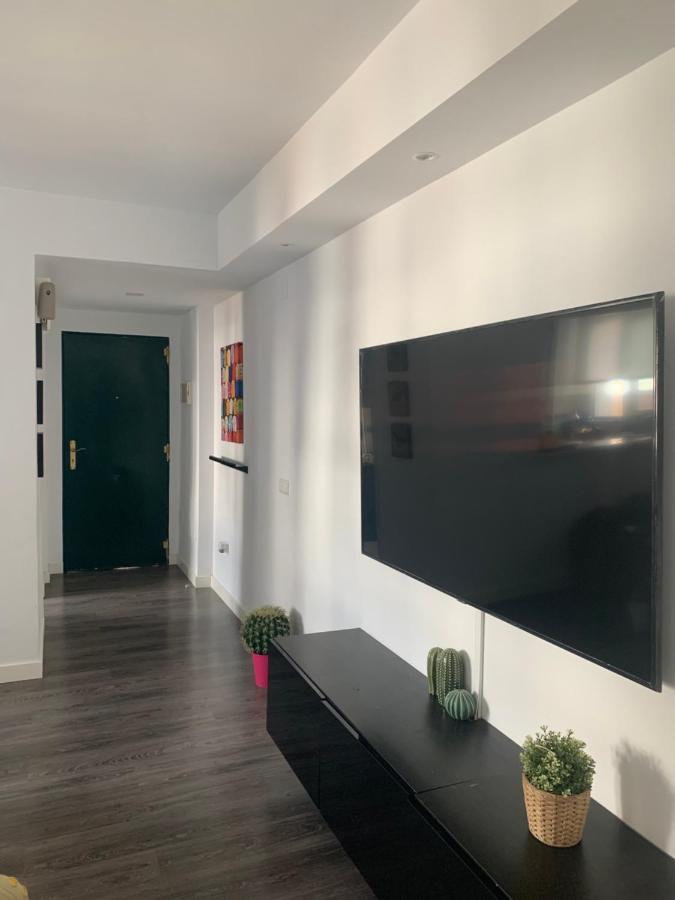 2 Bedroom Apartment 贝纳尔马德纳 外观 照片